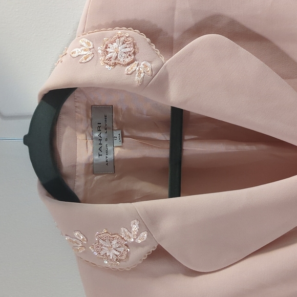 Pink Blazer - Picture 3 of 4